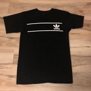 This is a addies shirt that I’ve only worn once